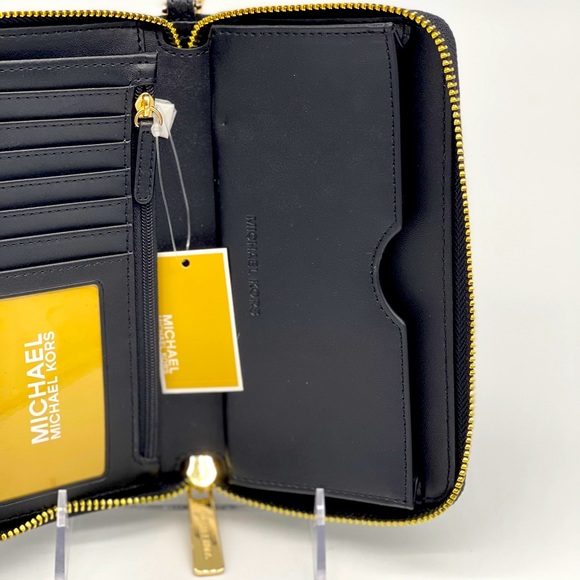 Michael Kors LG Flat MF Phone Case - Picture 6 of 7